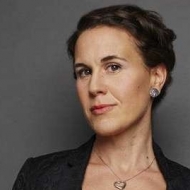 Antonia DE RENDINGER